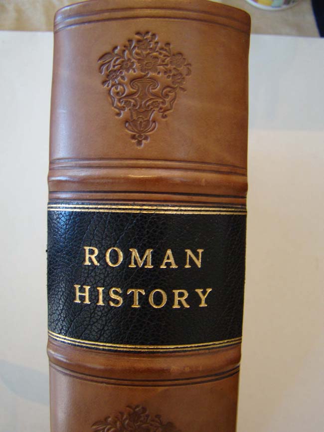 A beautiful 6 volume set of ROMAN HISTORY printed in London 1728-1737 — image 5